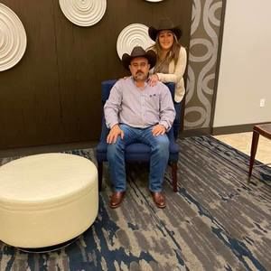 Meet your Posher, Anny